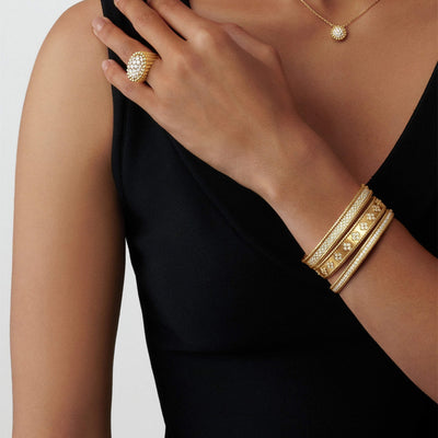 Wanderlust Studio Perlee Clovers Bracelet,18k Gold Plated