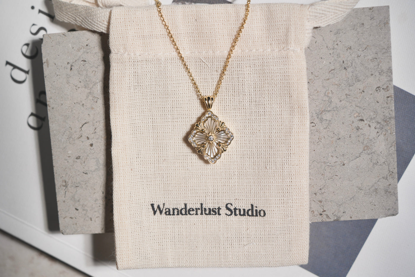 Wanderlust Studio Artisan Vintage Clover Lace Pendant Necklace – Sterling Silver, 18K Gold Plated, Big motif